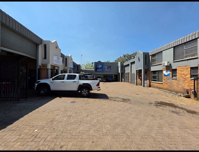 151M² MINI FACTORY FOR SALE IN KYA SANDS